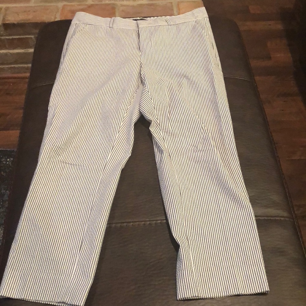 Banana Republic Avery Fit Seersucker Ankle Pant